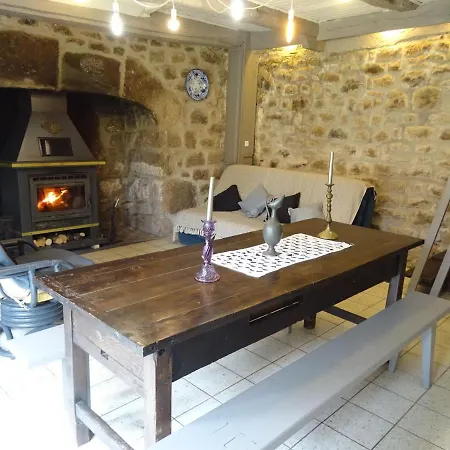 Montpeyroux, 3 Pieces, 4 Personnes - Fr-1-601-19 Holiday home Montpeyroux (Aveyron)